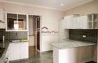 3 Bed Apartment with En Suite in Riverside - 3