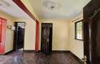 5 Bed House with En Suite in Lavington - 12