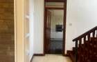 4 Bed Townhouse with En Suite in Rosslyn - 6