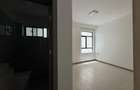 4 Bed Apartment with En Suite at Valley Arcade - 11