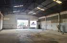 4,900 ft² Warehouse with Fibre Internet in Industrial Area - 5
