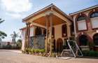 5 Bed House with En Suite in Gigiri - 1