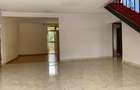 8 Bed Apartment with En Suite at Lavington - 11