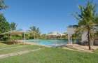 4 Bed House with En Suite at Awali Estate - 3