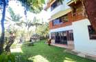 5 Bed Townhouse with En Suite in Spring Valley - 2