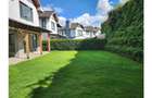 4 Bed House with En Suite at Glory Road - 4