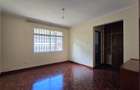 4 Bed House with En Suite in Lavington - 9
