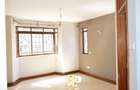 4 Bed Apartment with En Suite in Parklands - 14