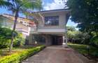 4 Bed House with En Suite in Lavington - 1
