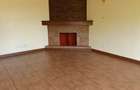 5 Bed Townhouse with En Suite at Lavington - 12