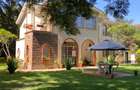 4 Bed House with En Suite at Westlands - 1