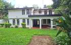 4 Bed House with En Suite at Hill View - 3