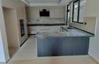 5 Bed Townhouse with En Suite in Lavington - 4