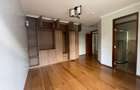 5 Bed Townhouse with En Suite in Lavington - 17
