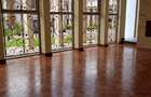 5 Bed Townhouse with En Suite at Lavington Road 66 - 10