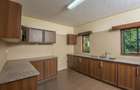 Serviced 4 Bed Apartment with En Suite in Riverside - 12