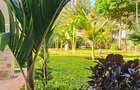 6 Bed House with En Suite at Kephis - 7