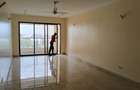 1 Bed Apartment with En Suite at 3Rd Avanue - 10