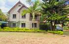 5 Bed Villa with En Suite at Lavington - 1