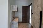 5 Bed House with En Suite in Nyari - 11