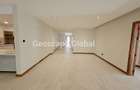 4 Bed Apartment with En Suite in Spring Valley - 2
