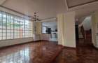 5 Bed Townhouse with En Suite in Lavington - 11