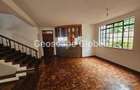 5 Bed House with En Suite in Lavington - 2