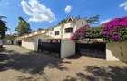 4 Bed Townhouse with En Suite in Lavington - 3
