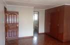 3 Bed Apartment with En Suite at Lavington - 7