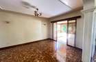 5 Bed Townhouse with En Suite in Spring Valley - 6