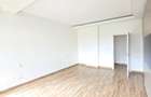4 Bed Apartment with En Suite at Riverside Drive - 14