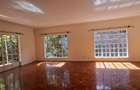 4 Bed House with En Suite in Lavington - 9