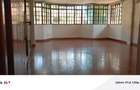 5 Bed Townhouse with En Suite in Lavington - 4