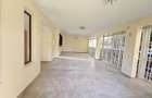 5 Bed House with En Suite in Lavington - 7