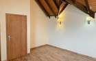 5 Bed Townhouse with En Suite in Lavington - 12