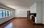 5 Bed Villa with En Suite in Gigiri - 8