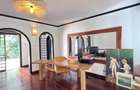 4 Bed Townhouse with En Suite at Riverside - 12