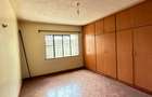 5 Bed Townhouse with En Suite in Lavington - 4