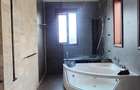 4 Bed House with En Suite in Runda - 13