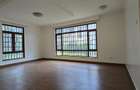 5 Bed House with En Suite in Runda - 16