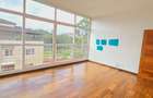 5 Bed Townhouse with En Suite at Convent Drive - 17