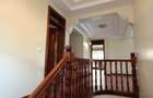 5 Bed Townhouse with En Suite in Lavington - 15