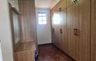 Serviced 3 Bed Apartment with En Suite in Riverside - 16