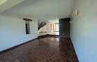 4 Bed House in Spring Valley - 6
