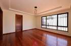 5 Bed Townhouse with En Suite at Loresho - 3