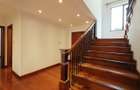 5 Bed Townhouse with En Suite in Lavington - 3