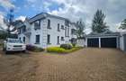 4 Bed House with En Suite in Runda - 1
