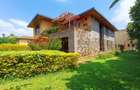 4 Bed Villa with En Suite in Runda - 1