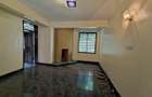 5 Bed House with En Suite in Lavington - 10