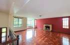 5 Bed Townhouse with En Suite at Lavington - 11